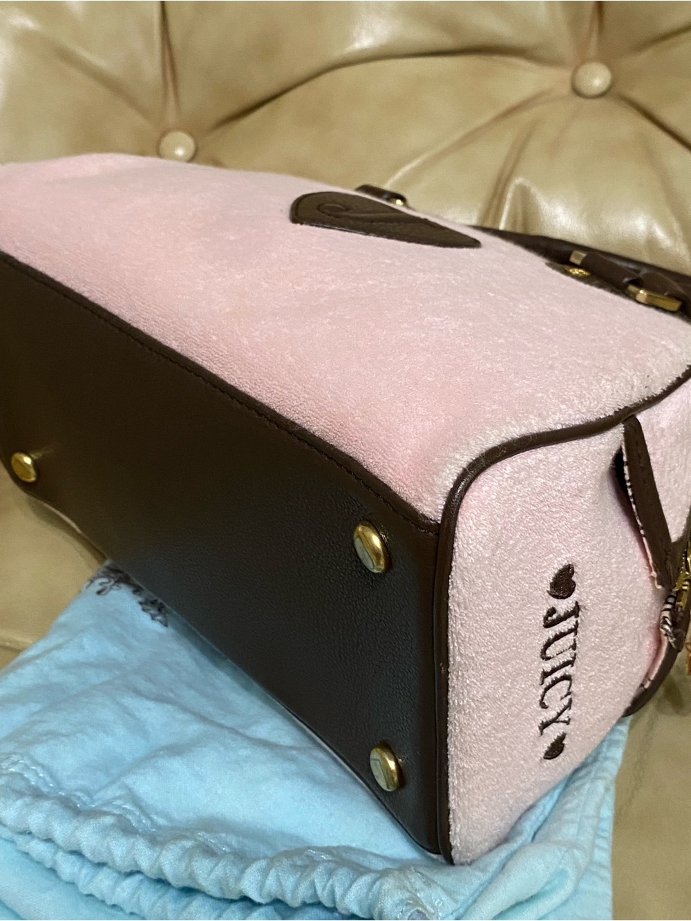 Vintage Juicy Couture Royal Bowler Bag Velour Velvet Baby Pink Crown w/Charms - Picture 8 of 16